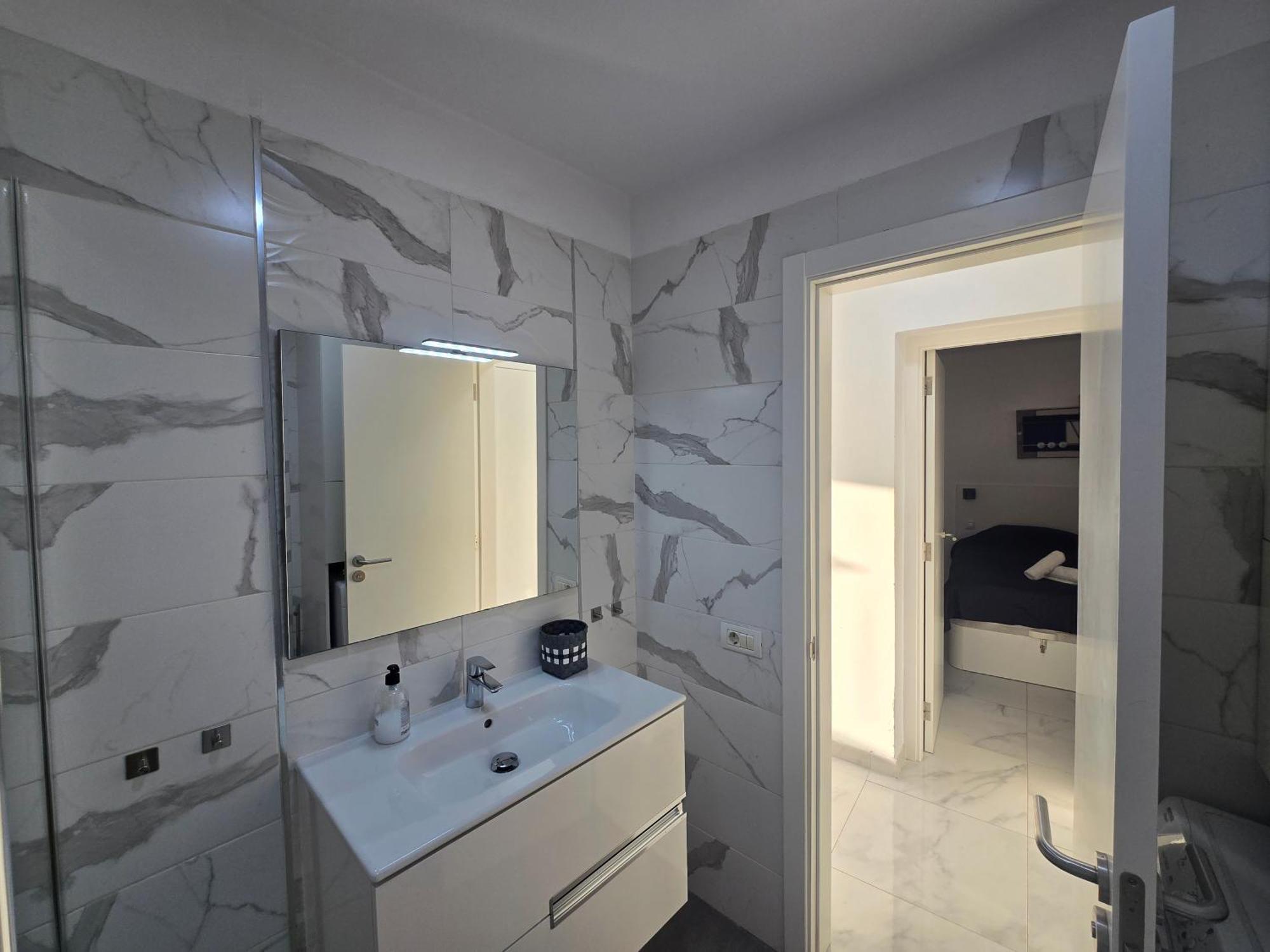 Aqua Sun Los Geranios By Helloapartments Costa Adeje  Bagian luar foto