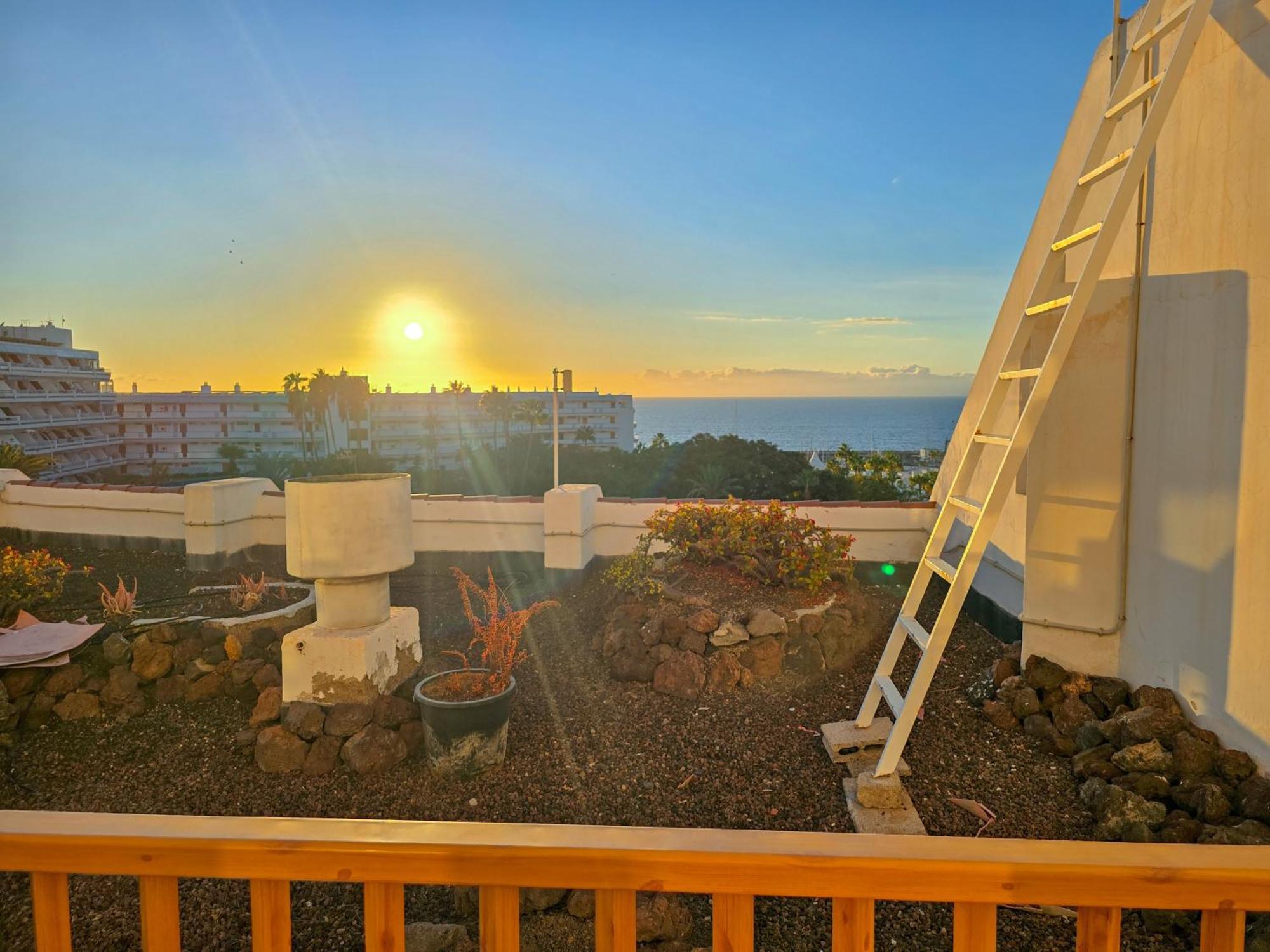 Aqua Sun Los Geranios By Helloapartments Costa Adeje  Bagian luar foto